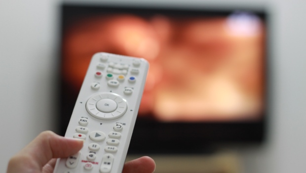 驚！花一個小時坐著看電視，就會增加18％心血管疾病死亡率